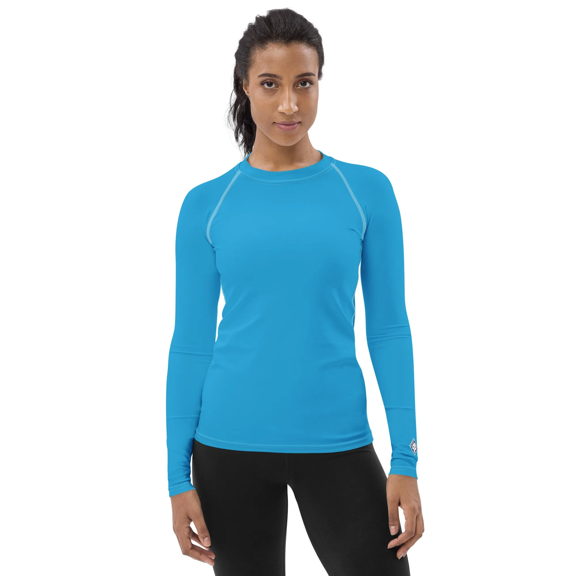 Chic Simplicity: Solid Color Long Sleeve Rash Guard for Women - Cyan