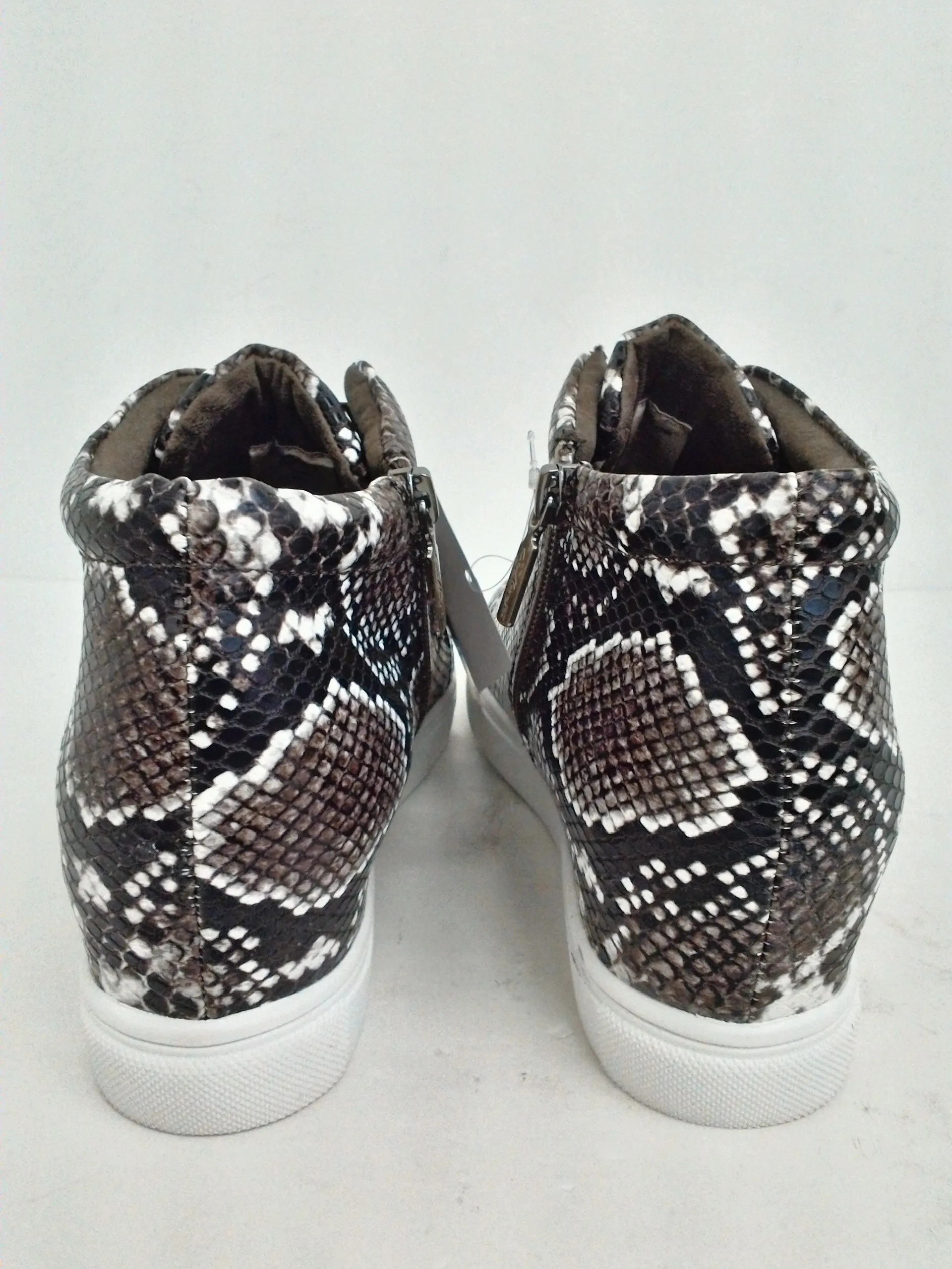 College Women's Snake Print Sneakers Size 9 M