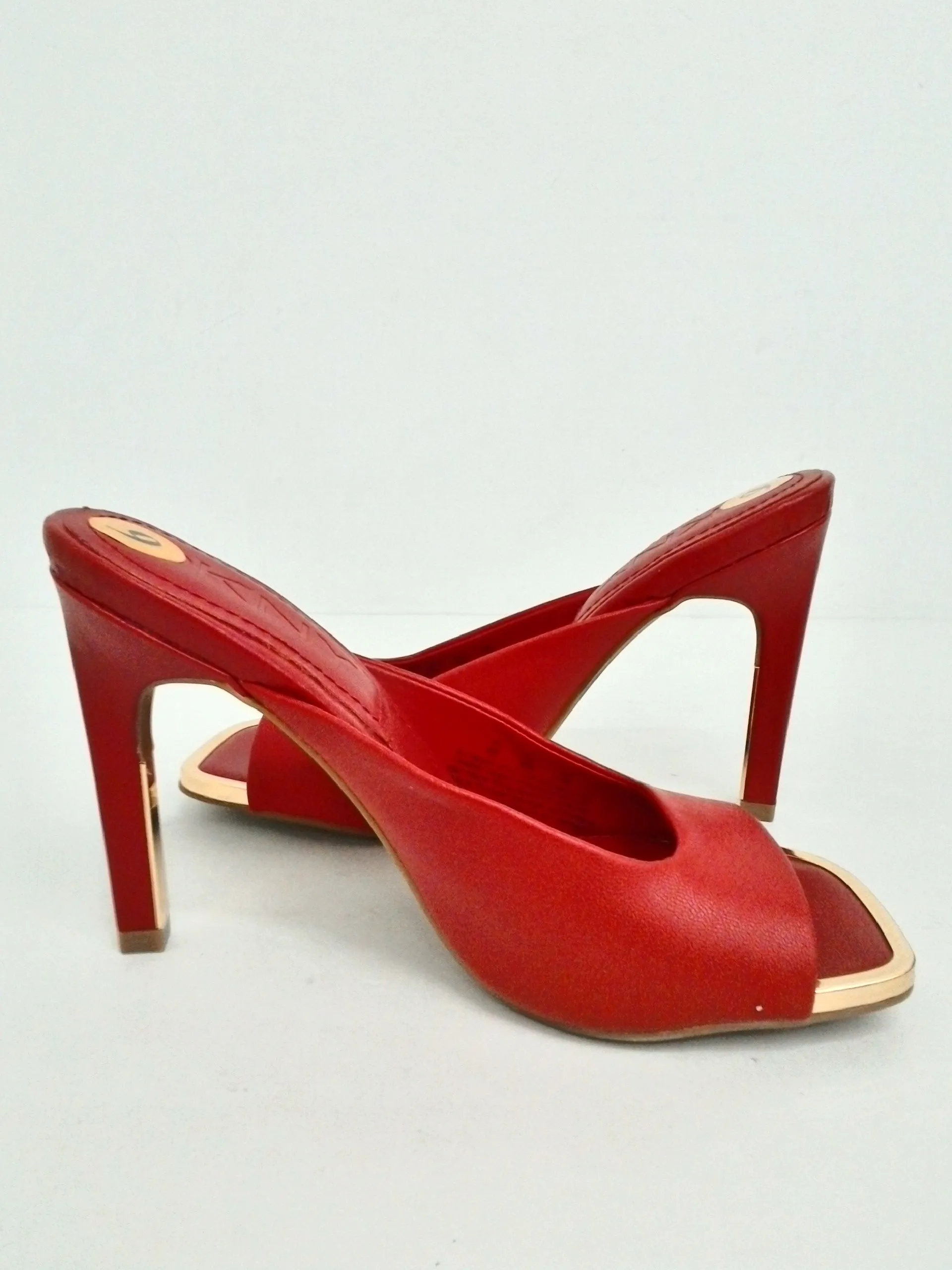 DKNY Women's Red Leather Heeled Sandals Size 6 M