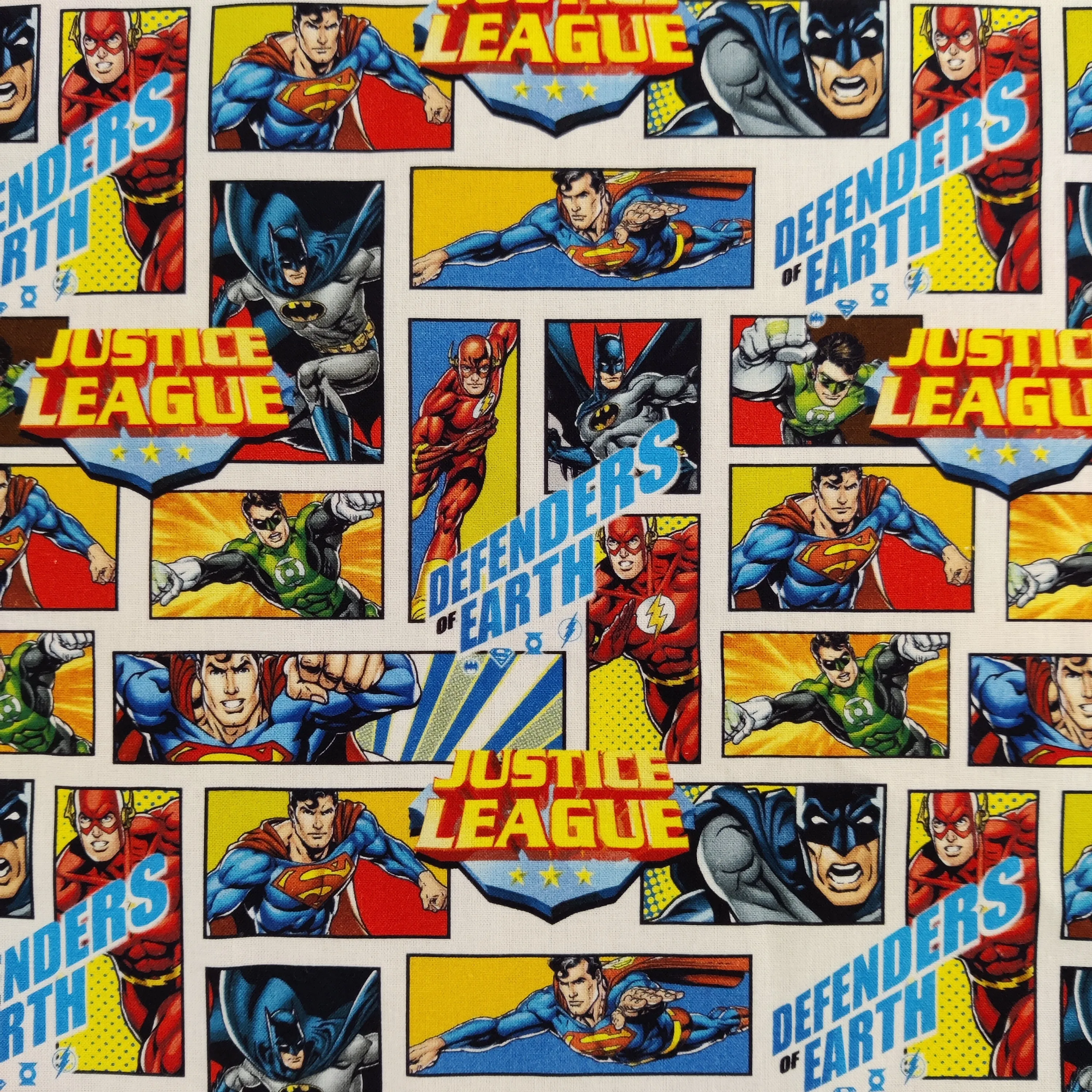 FS895_1 Justice League Defenders of Earth Cotton