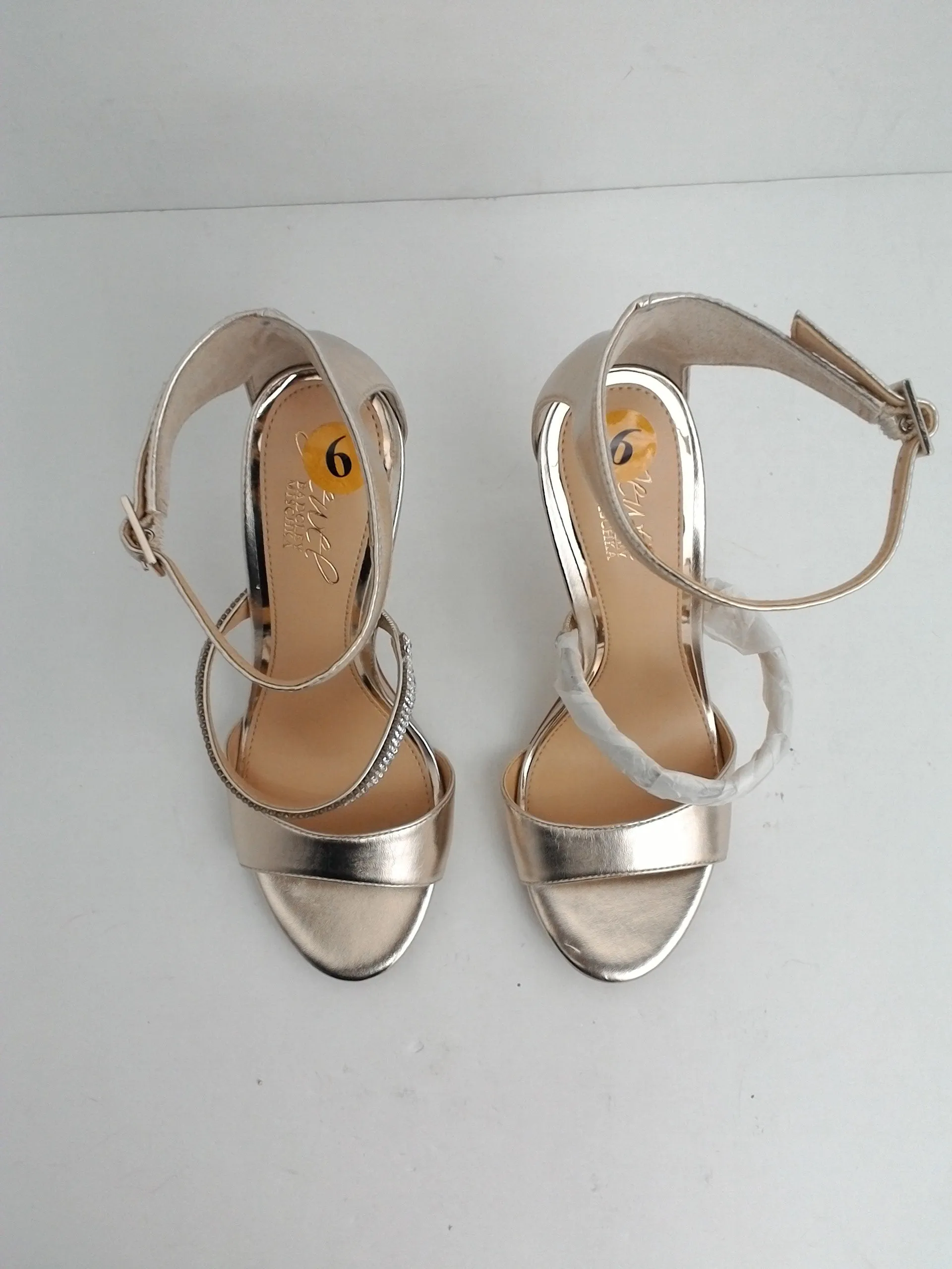 Jewel Badgley Mischka Women's Pale Gold Stiletto Sandal Size 6