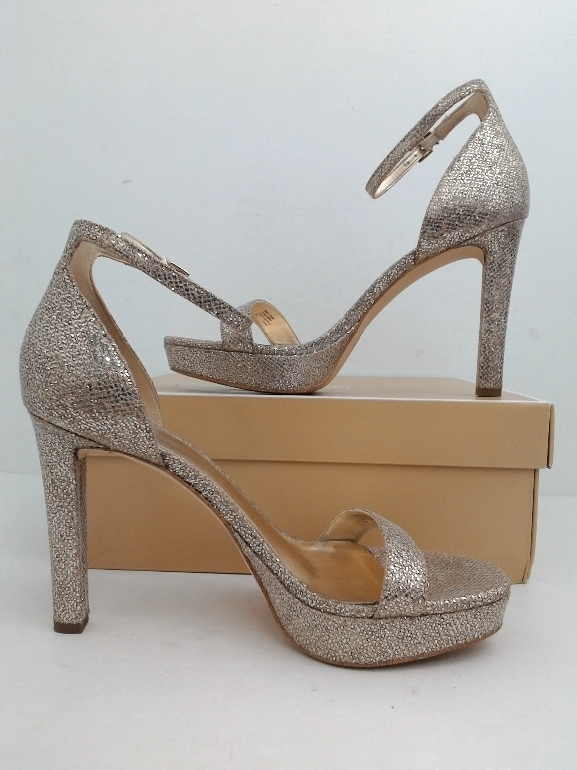 Michael Kors Women's Margot Platform Glitter Silver Sand Size 9 M