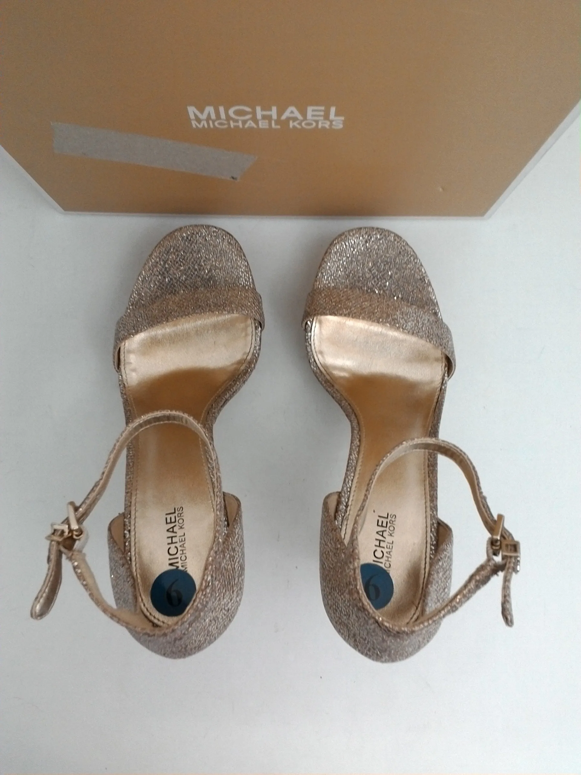 Michael Kors Women's Margot Platform Glitter Silver Sand Size 9 M