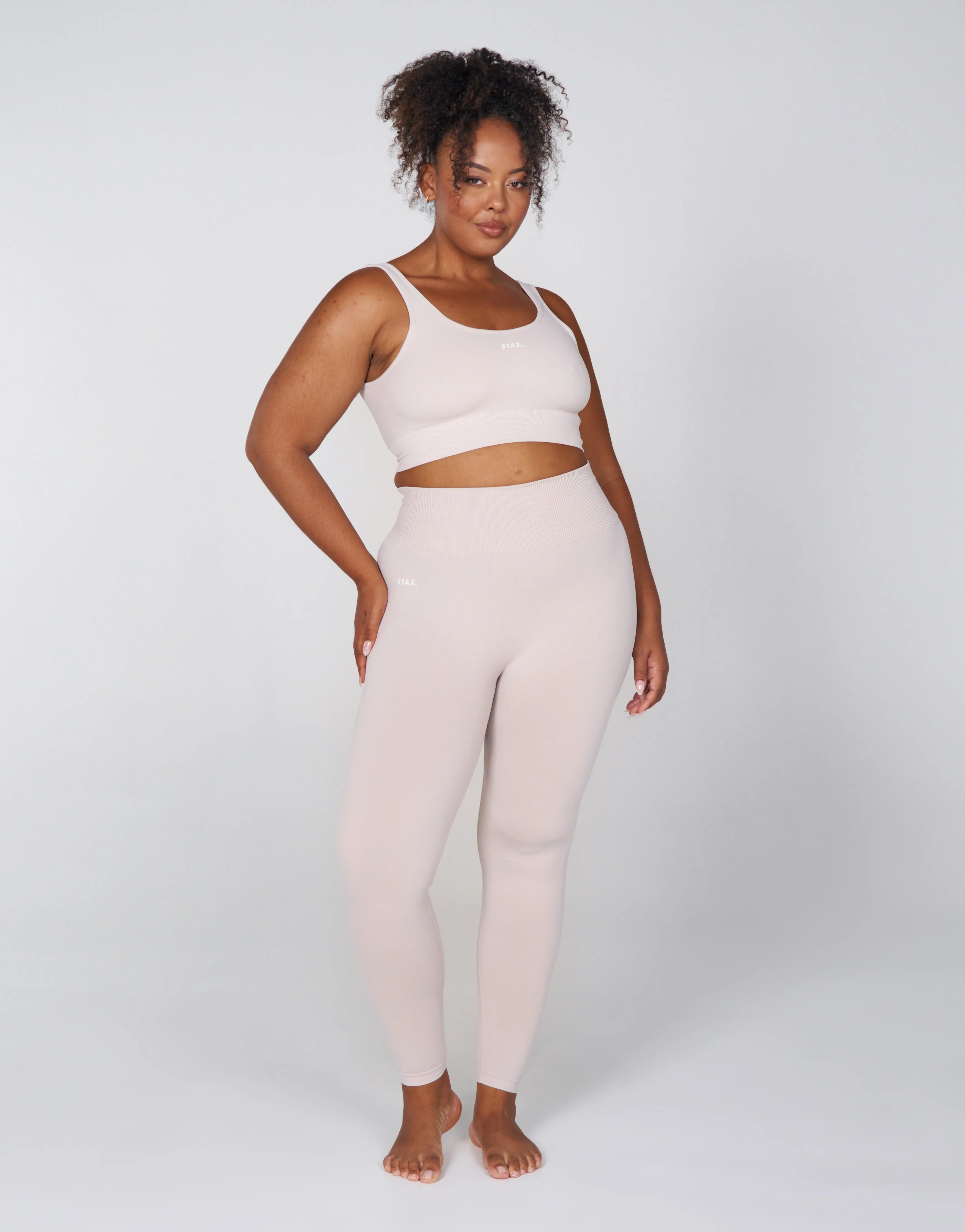 Premium Seamless Favourites Low Back Crop - Bone