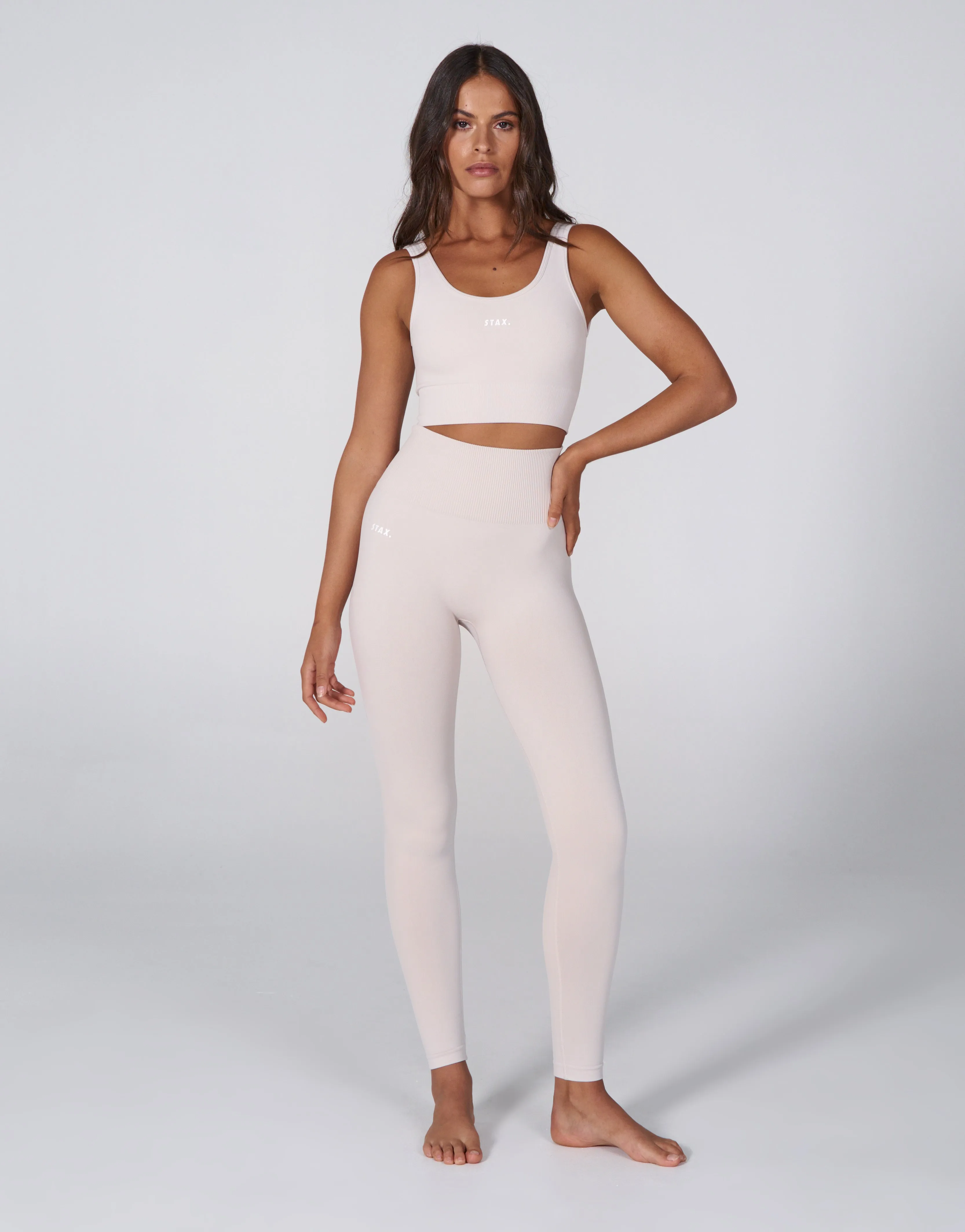 Premium Seamless Favourites Low Back Crop - Bone