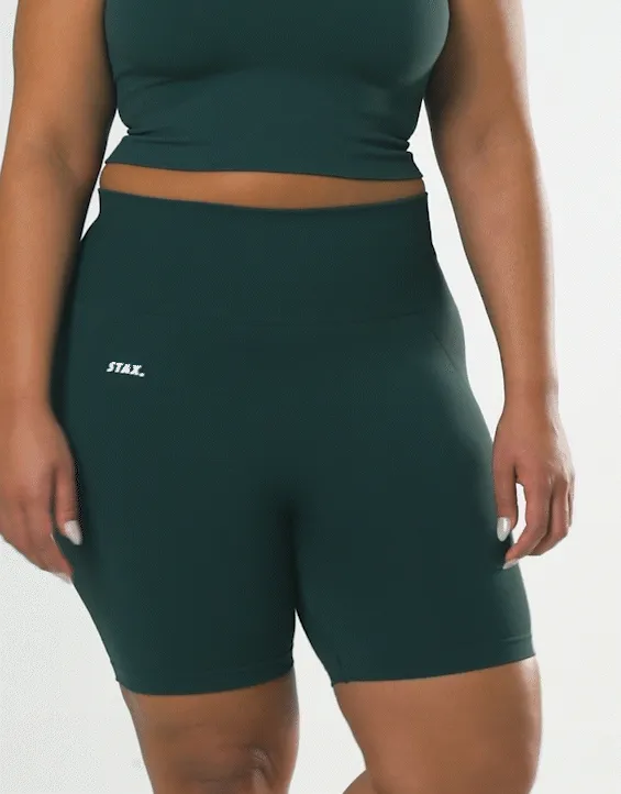 Premium Seamless Midi Bike Shorts - Porsche